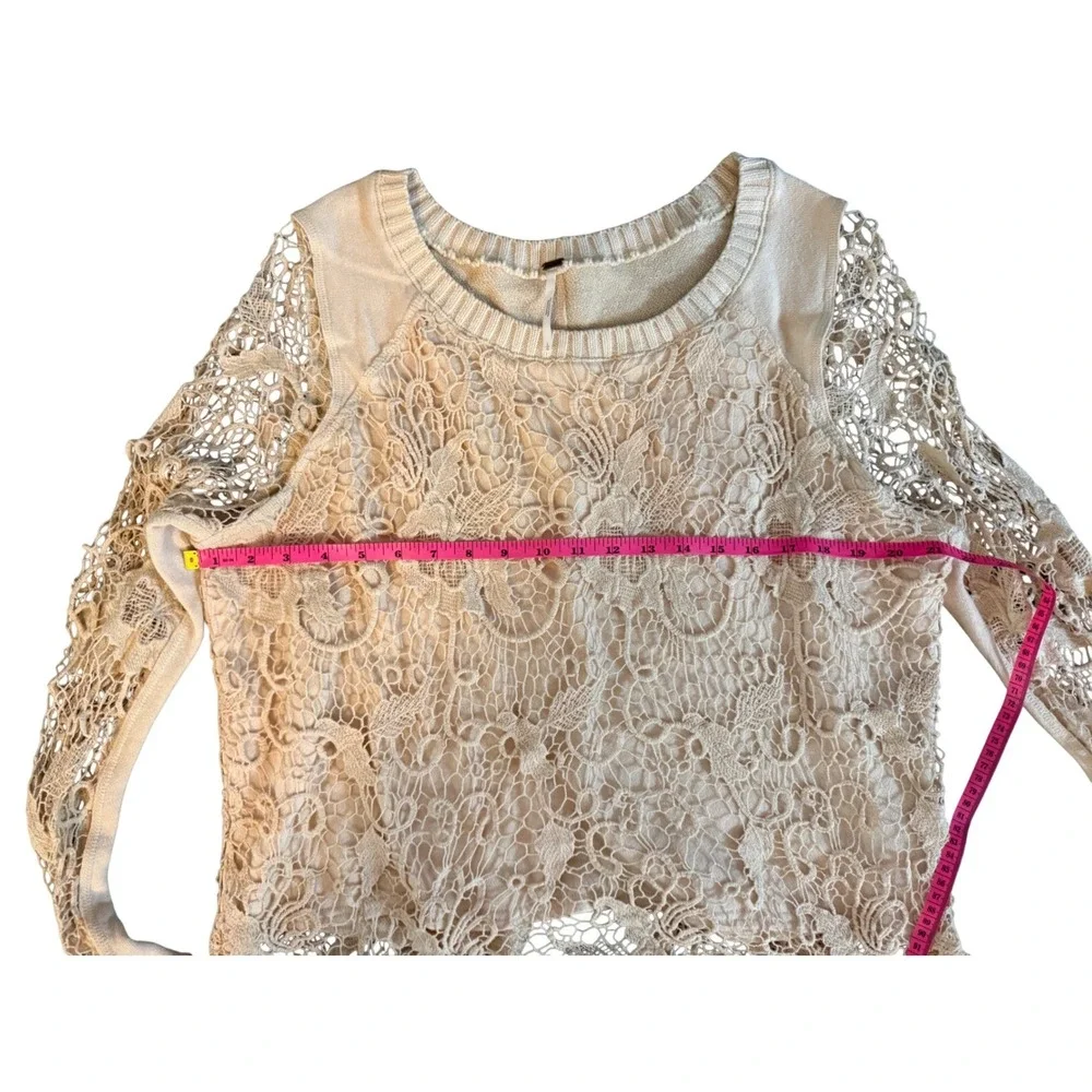 Free People Pretty Rad Crochet Lace Split Back Pullover Top Champagne Large NWOT